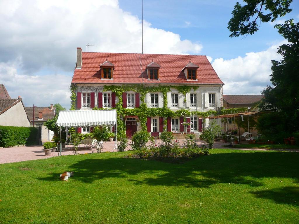 Chambres D'Hotes Et Roulotte Au Bonheur Du Parc Le Breuil  Exterior foto