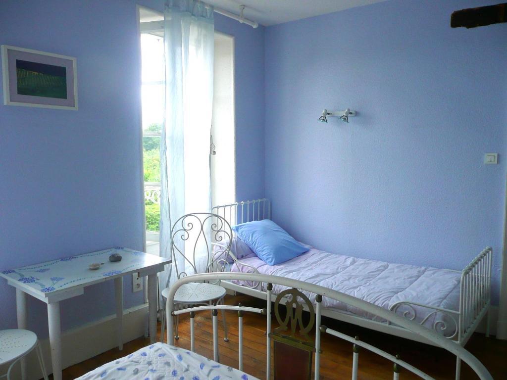 Chambres D'Hotes Et Roulotte Au Bonheur Du Parc Le Breuil  Zimmer foto