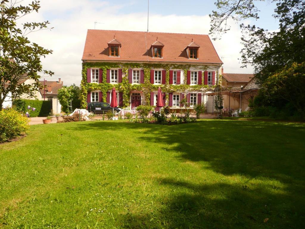 Chambres D'Hotes Et Roulotte Au Bonheur Du Parc Le Breuil  Exterior foto