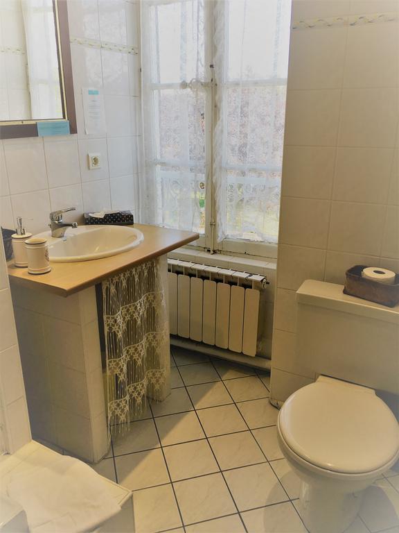 Chambres D'Hotes Et Roulotte Au Bonheur Du Parc Le Breuil  Exterior foto